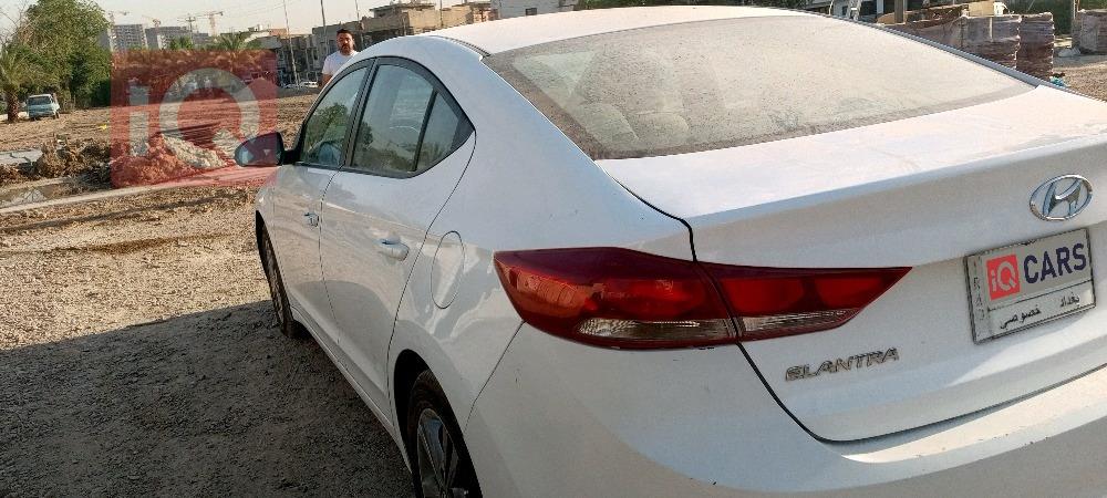 هيونداي النترا